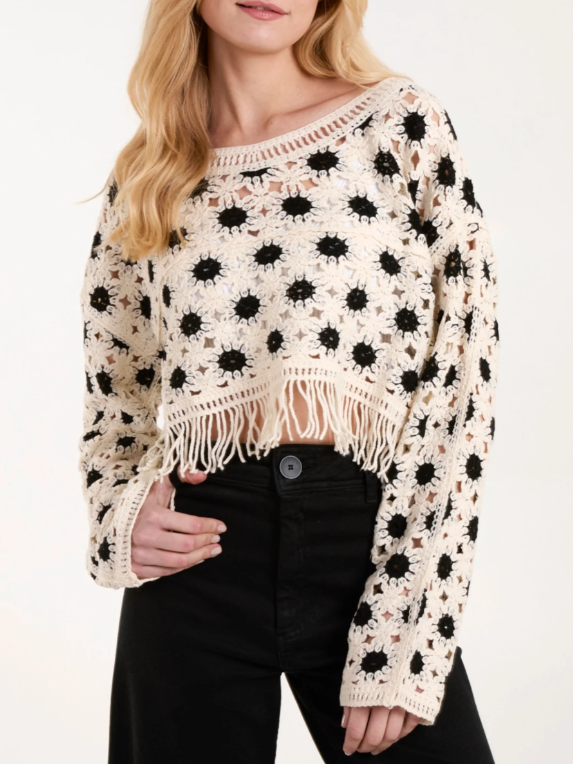 How to Style Knitwear for Summer Evenings