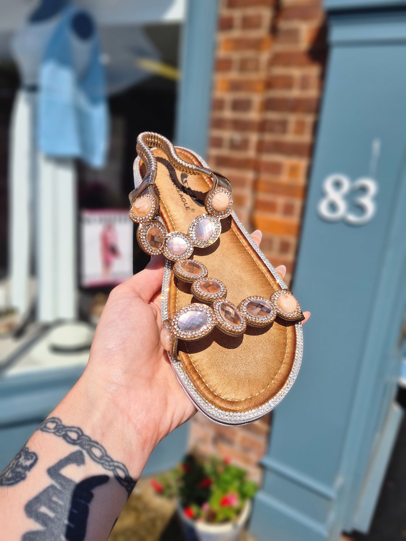 Bari Sandals – Lightweight Comfort with a Stylish Finish